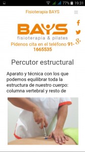 La web Fisioterapia BAYS.com en un teléfono